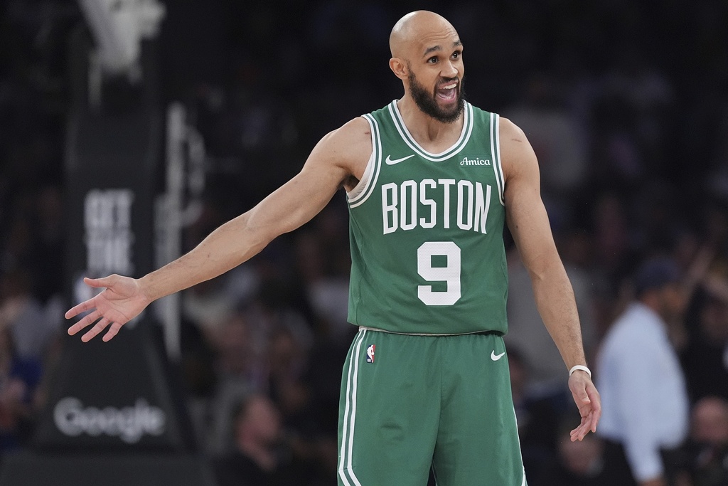 猛龙记者：蒙克&科比-怀特不错但与火箭不搭 德里克-怀特更合适