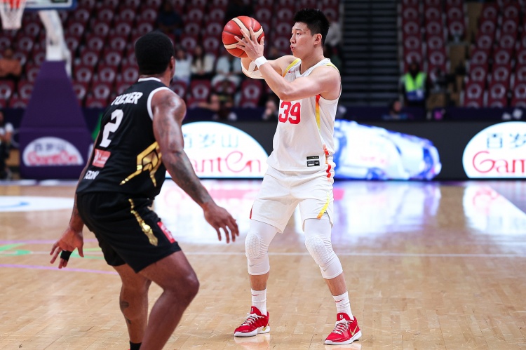 雷蒙：在不算年轻的年纪再进国家队 踏上亚洲杯赛场心情无法言表